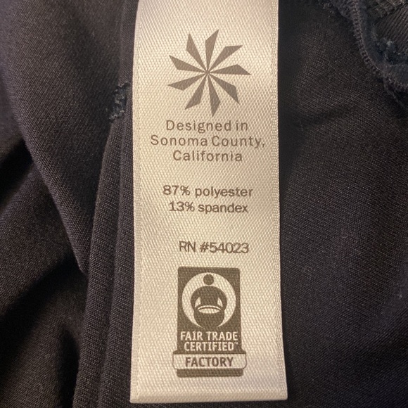 Athleta scoop neck tank top size XS color black - Picture 6 of 8